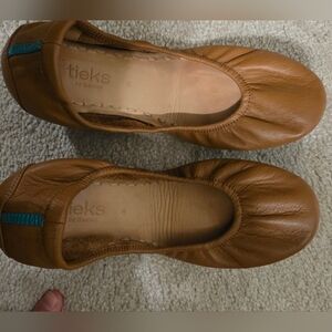 Women's Tan Ballet Flats